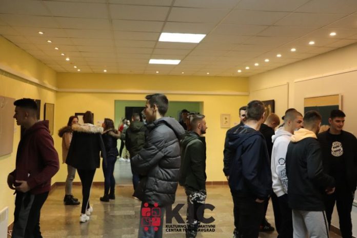 kic 4