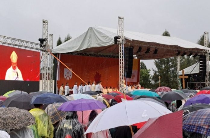 shkmbjelovar02-741x486