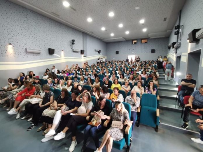 9fc17288-c653-4c64-9986-54307f2136be