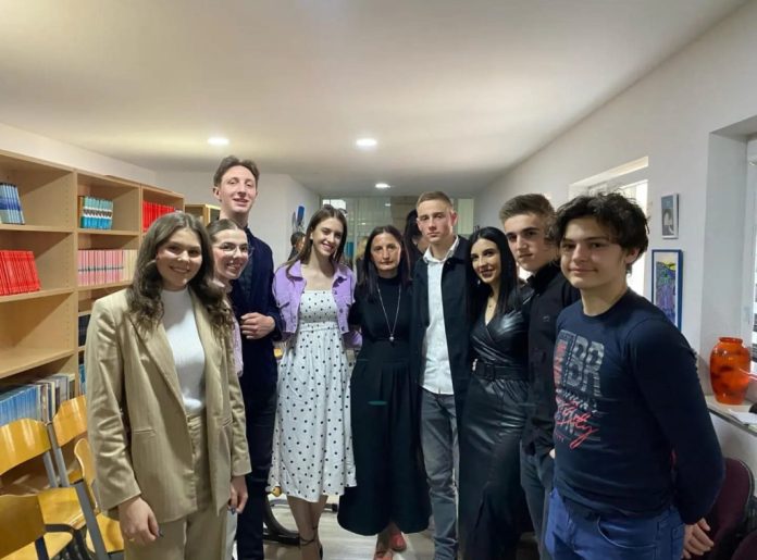 434250935_122143342586044049_8100965774433555534_n