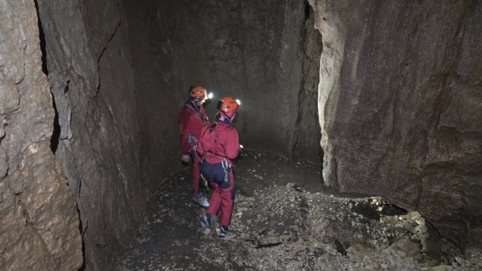 mijatovi dvori-jama vršaj