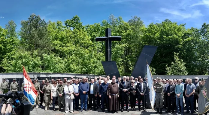 Vitez obilježio 34. obljetnicu osnutka Glavnog stožera HVO-a: Zajedništvo očuvalo hrvatski narod u BiH, mora se trajno čuvati