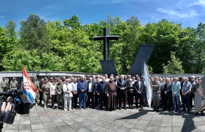 vitez-34. obljetnica osnutka Glavnog stožera HVO-a