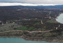Javna prezentacija projekta izgradnje lučice u Grabovici i nastavka izgradnje šetnice uz obalu Buškog jezera