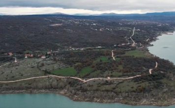 Javna prezentacija projekta izgradnje lučice u Grabovici i nastavka izgradnje šetnice uz obalu Buškog jezera