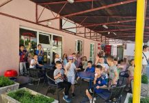 Mujo počastio vrtićance sladoledom i izmamio osmijehe na dječja lica
