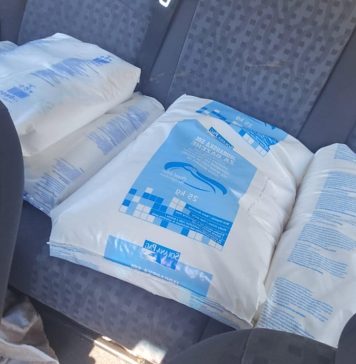 Neobična akcija: Iz zraka posipali stotine kilograma blagoslovljene soli po Zapadnoj Hercegovini