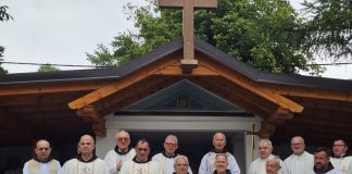 Fra Gabrijel Mioč u rodnoj Šujici proslavio 60. obljetnicu svećeničkog ređenja