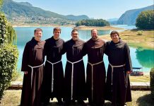 Petorica mladih franjevaca polažu doživotne zavjete, među njima fra Ante Leo Dodig iz Seonice