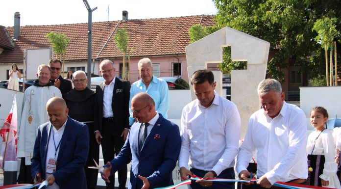 Svečano otvoren Spomen park u Šujici (foto)