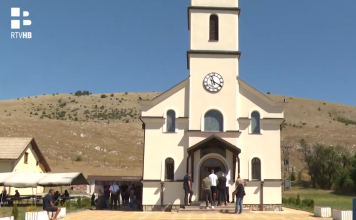 HBŽ: U Bosanskom Grahovu služena sveta misa za branitelje poginule u vojno-redarstvenim operacijama Ljeto ’95 i Oluja