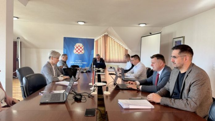 foto-Vlada-800x450
