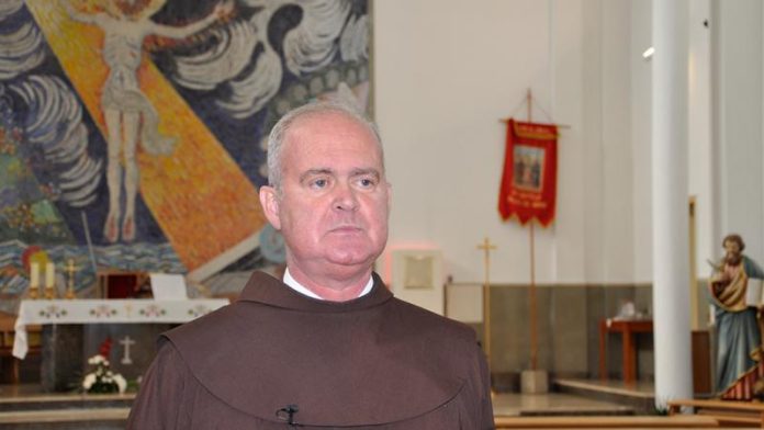 dr fra robert jolić